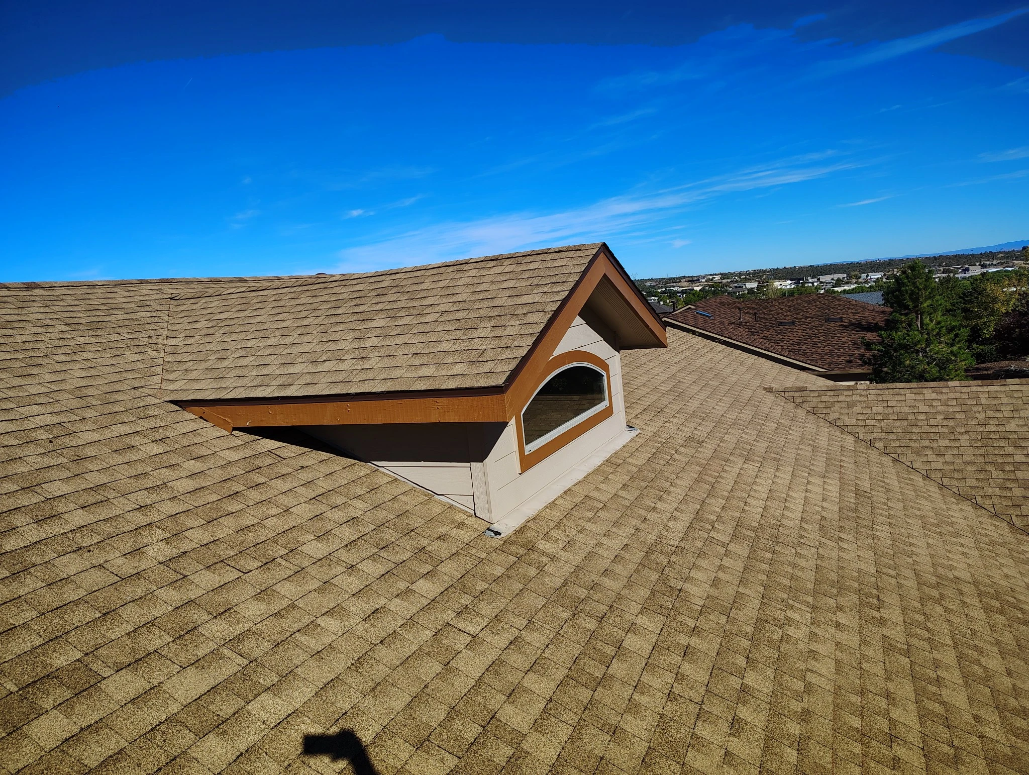 roof installation in Bakersfield, California
